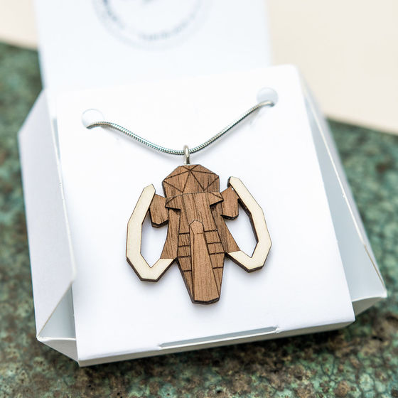 BeWooden necklace – Mammoth