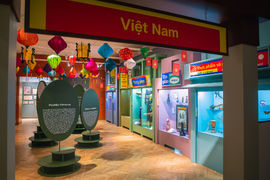 Familiar and Unfamiliar Vietnam