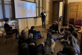 The first guided program at the National Museum Library