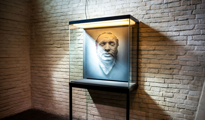 Národní muzeum vystavilo v Památníku Jana Palacha ve Všetatech obraz inspirovaný Palachovým odkazem
