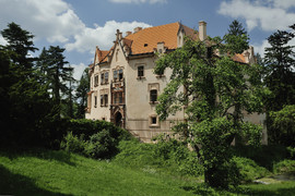 Zámek a park ve Vrchotových Janovicích 