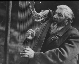 Potulný harfeník, obrázek z filmového dokumentu z roku 1957 (NM ČMH, inv. č. J 5331