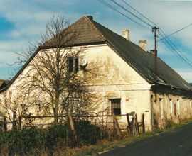 Černé údolí, obec Benešov nad Černou, okres Český Krumlov – jeden z domků sloužící k bydlení sklářů, foto L. Procházka, listopad 2008