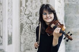 Salón Dvořák: Houslový recitál Amálie Dobšíkové