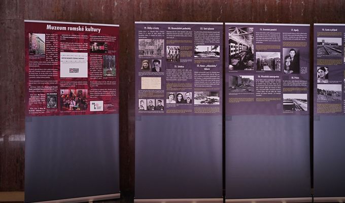 V Národním památníku na Vítkově si díky nové výstavě připomenete genocidu Romů za II. světové války