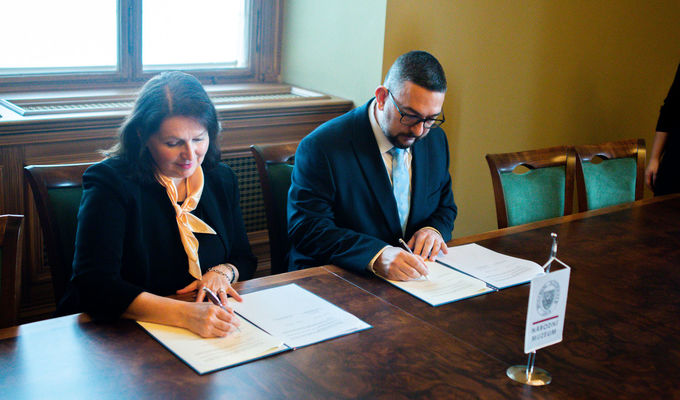 Další tříletou spolupráci Národního muzea a Univerzity Karlovy stvrdil podpis Memoranda