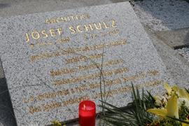 Hrob architekta Historické budovy Národního muzea Josefa Schulze se dočkal své opravy